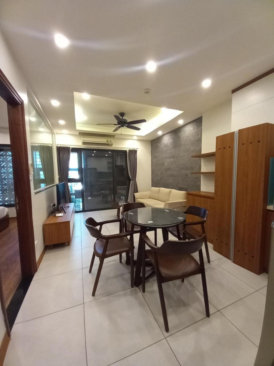 Luxe Paradise Residence Trinh Cong Son Hanoi Esterno foto